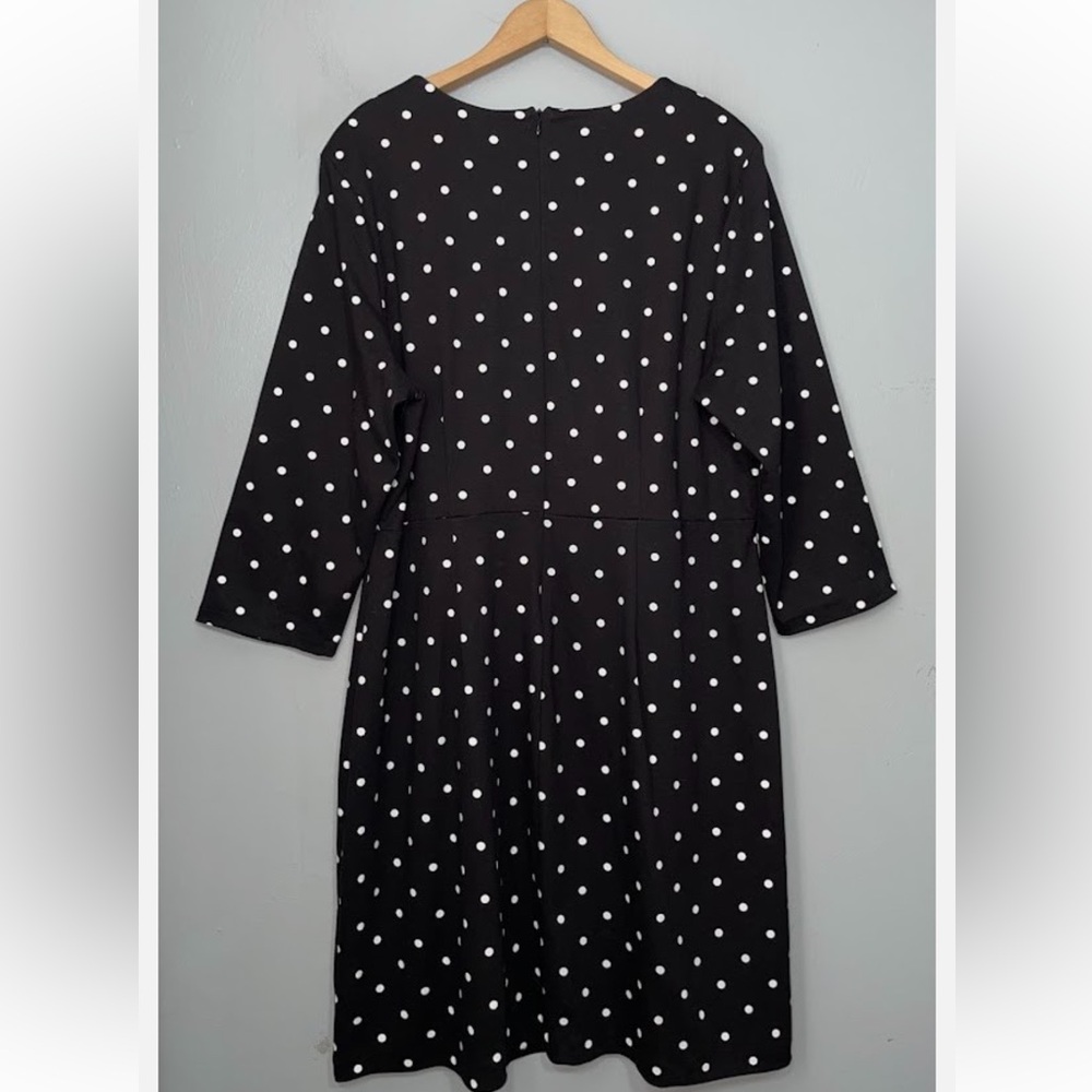 Old Navy‎ Black and White Polka Dot Dress